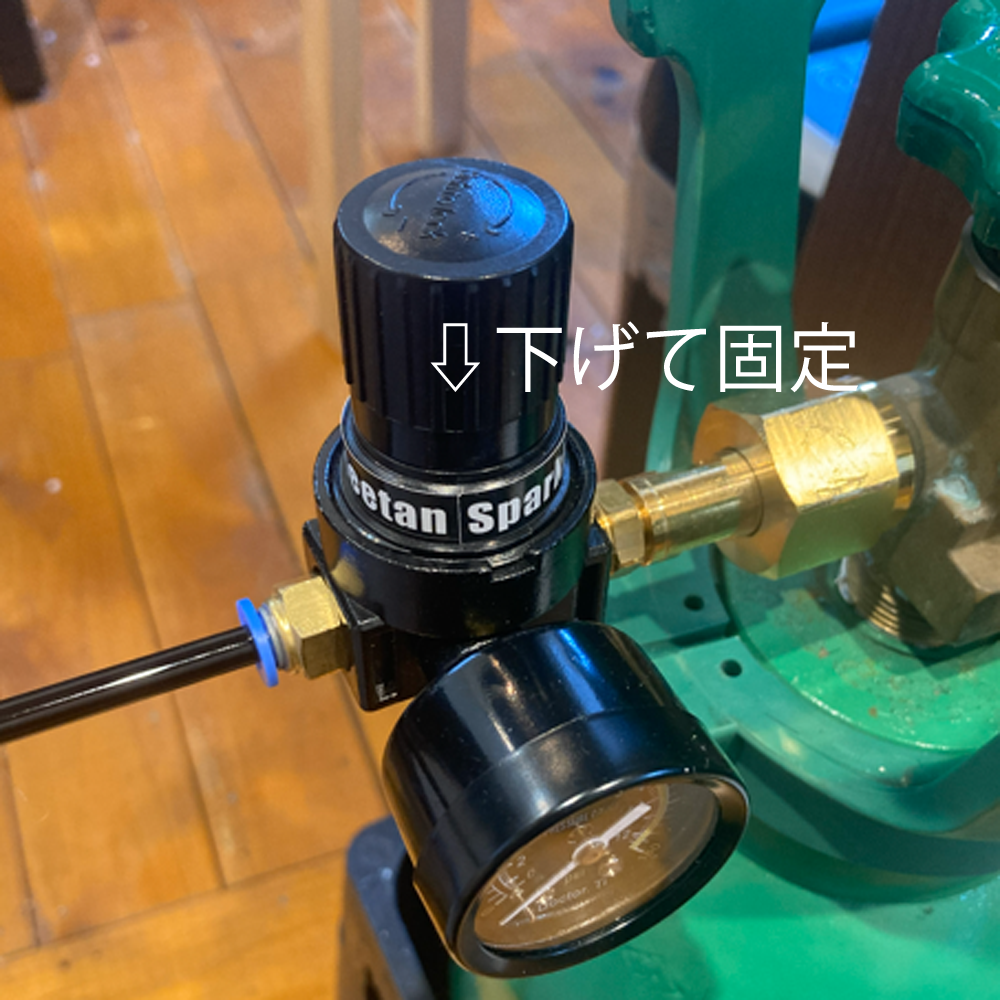 �����فi���M�����[�^�[�j��߂�<